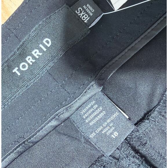 Torrid Dress Pants Womens 18 Black Rayon Stretch High-Rise Casual NWT - Picture 4 of 7